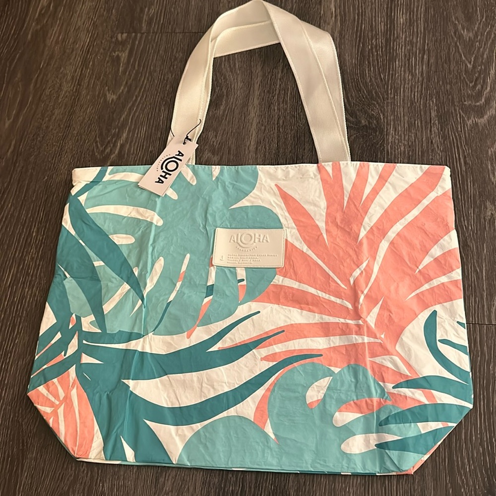 Aloha Tropics Say Tripper Tote